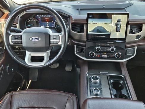 Used 2024 Ford Expedition Limited AWD/4WD image 28