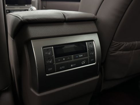 Used 2021 Lexus GX 460 Premium w/ Premium Package AWD/4WD image 32