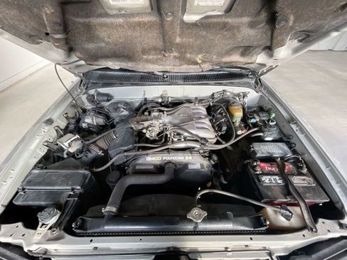 Used 1999 Toyota 4Runner SR5 RWD image 23