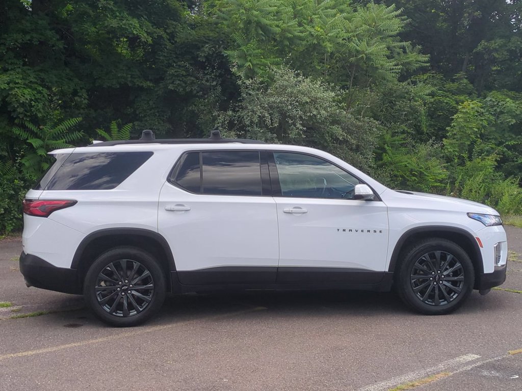 Used 2022 Chevrolet Traverse RS AWD/4WD image 3