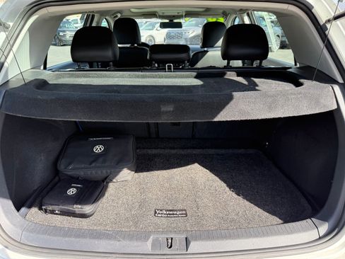 Used 2020 Volkswagen Golf 4-Door FWD image 30