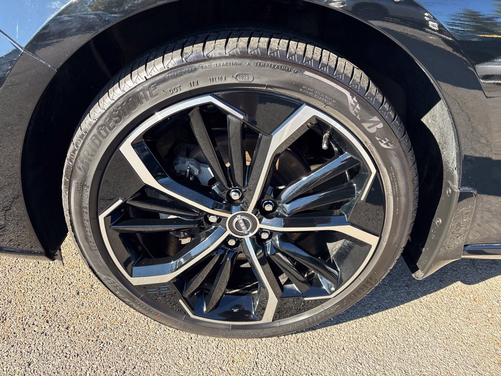 Certified 2023 Nissan Altima 2.5 SR w/ SR Premium Package AWD/4WD image 10