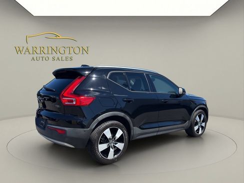 Used 2019 Volvo XC40 T5 Momentum AWD/4WD image 7