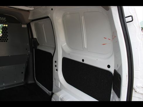Used 2016 Nissan NV200 S FWD image 15