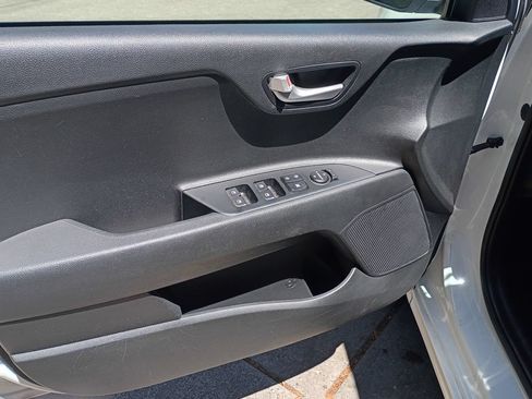 Used 2022 Kia Rio S w/ Option Group 015 FWD image 14