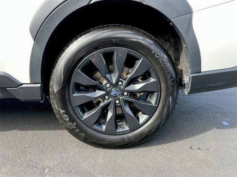 Used 2024 Subaru Outback Onyx Edition image 27