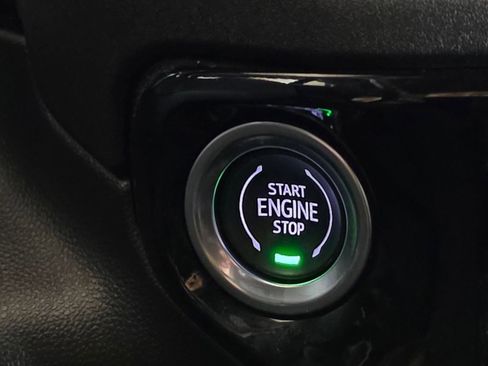 Used 2023 Chevrolet Silverado 1500 ZR2 w/ Technology Package image 35