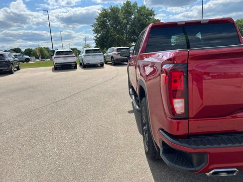 Used 2024 GMC Sierra 1500 Elevation w/ X31 Off-Road Package AWD/4WD image 6
