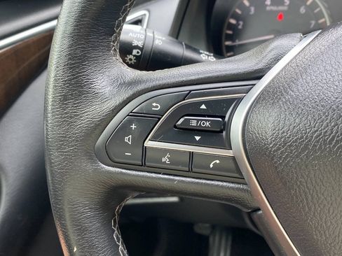 Used 2018 INFINITI Q50 Luxe RWD image 25