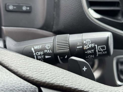 Used 2022 Honda Pilot Sport image 21