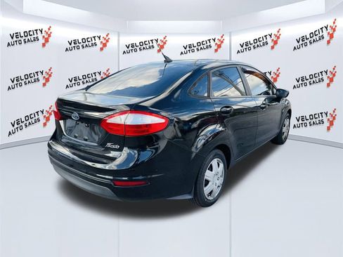 Used 2019 Ford Fiesta S image 3