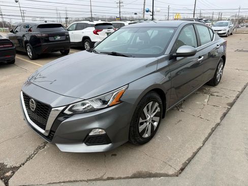 Used 2019 Nissan Altima 2.5 S image 6
