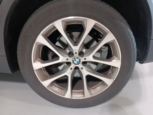 Used 2024 BMW X5 xDrive40i w/ Premium Package AWD/4WD image 8