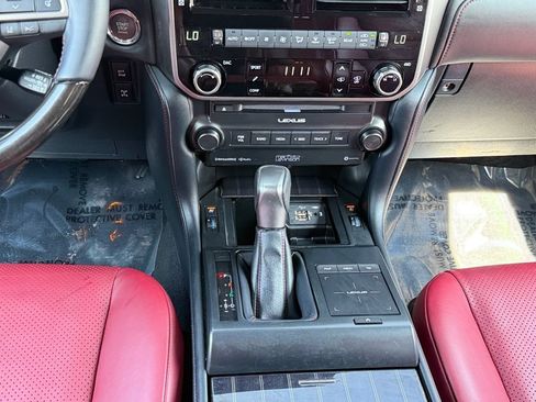 Used 2023 Lexus GX 460 Luxury w/ Sport Design Package AWD/4WD image 14