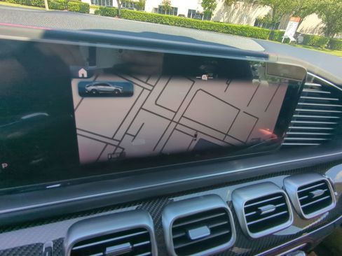 New 2026 Mercedes-Benz GLE 63 AMG S image 8