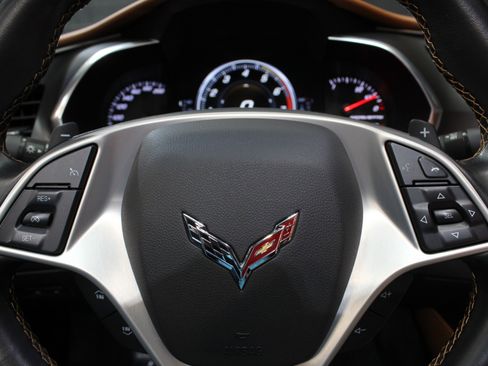 Used 2019 Chevrolet Corvette Stingray Convertible w/ 2LT Preferred Equipment Group image 59