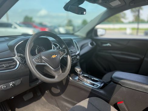 Used 2022 Chevrolet Equinox LT FWD image 21