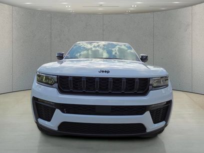 New 2026 Jeep Grand Cherokee L Limited w/ Limited Altitude Package