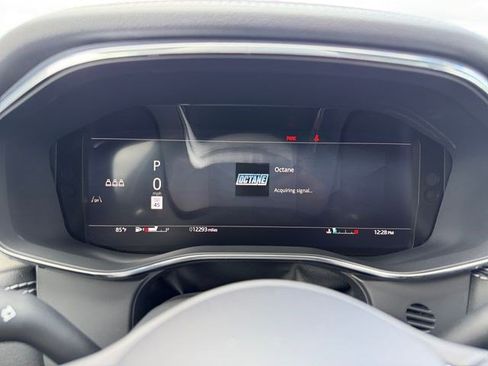 Used 2025 Jaguar F-PACE R-Dynamic S AWD/4WD image 14