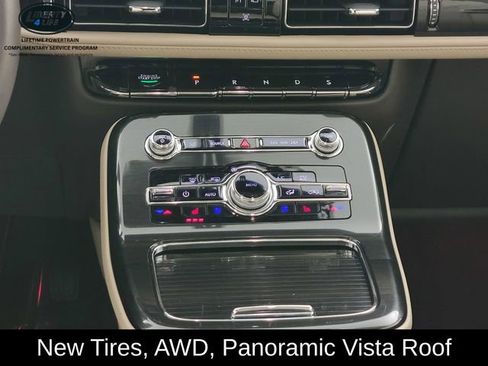 Used 2022 Lincoln Nautilus Reserve image 24