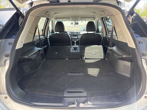 Used 2015 Nissan Rogue SL AWD/4WD image 28