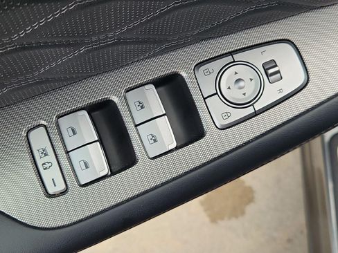 Used 2020 Hyundai Palisade Limited FWD image 3