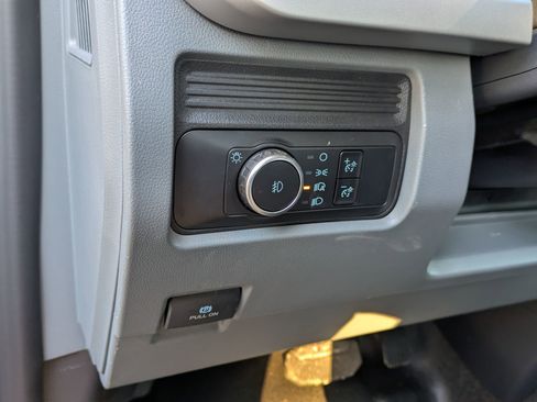 New 2026 Ford F550 4x4 Regular Cab Super Duty image 18