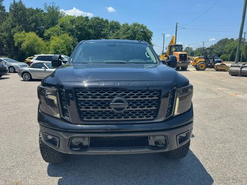 Used 2017 Nissan Titan SL w/ SL Towing Convenience Package RWD image 4