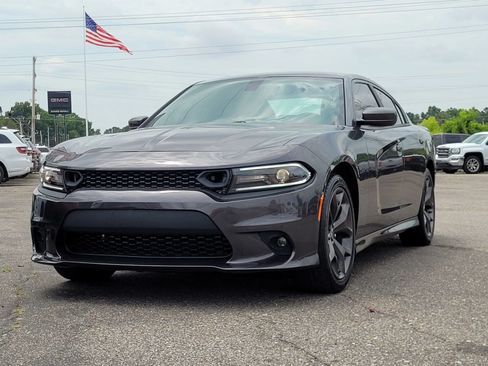 Used 2019 Dodge Charger GT RWD image 13