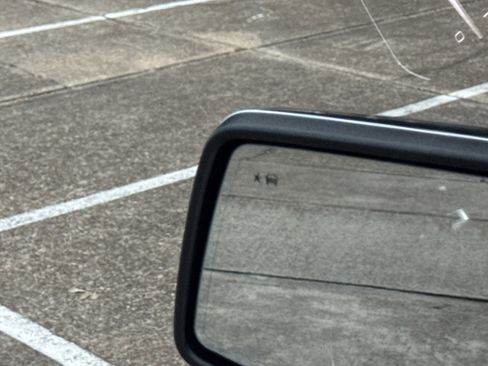 Used 2022 GMC Sierra 1500 Denali w/ Denali Premium Package image 20