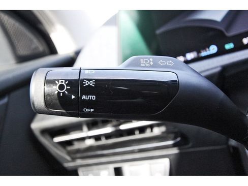 Certified 2023 Kia EV6 Wind RWD image 17