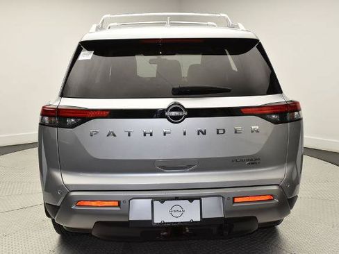 Certified 2022 Nissan Pathfinder Platinum w/ Cargo Package AWD/4WD image 6