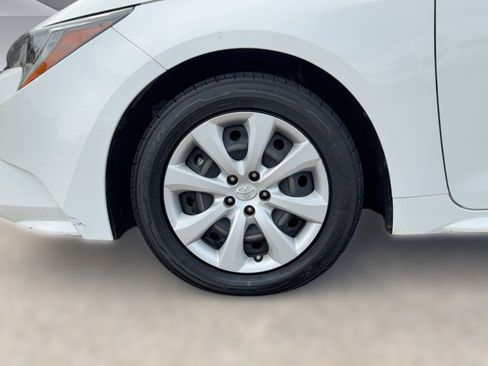 Used 2023 Toyota Corolla LE image 9