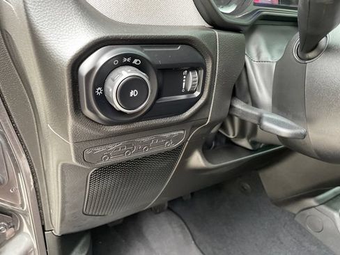 Used 2025 Jeep Wrangler Unlimited Sport AWD/4WD image 24