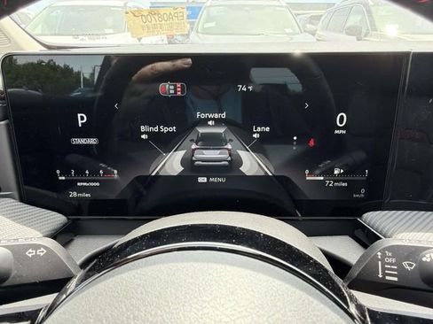 New 2026 Nissan Kicks SR w/ SR Premium Package AWD/4WD image 16