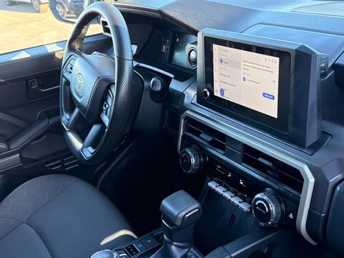 Used 2025 Toyota Tacoma SR5 image 40