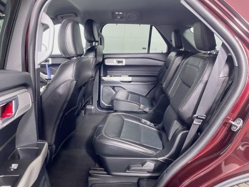 Used 2022 Ford Explorer Limited w/ Hybrid Equipment Group 310A AWD/4WD image 21