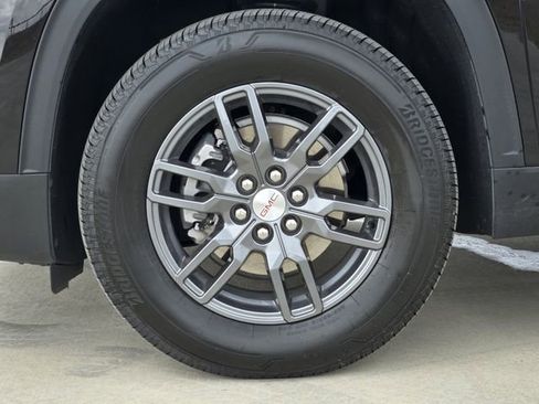 Used 2025 GMC Acadia Elevation AWD/4WD image 11