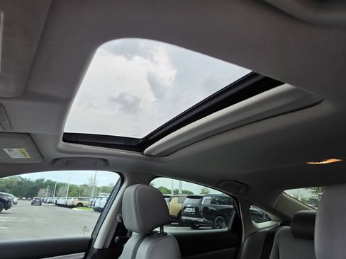 Used 2016 Honda Civic EX-T image 28