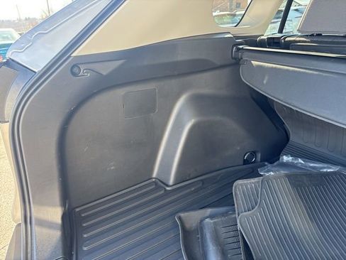 Used 2025 Toyota RAV4 XLE image 43