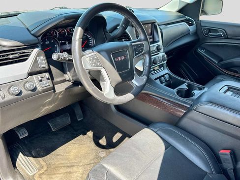 Used 2016 GMC Yukon SLT w/ Open Road Package AWD/4WD image 2
