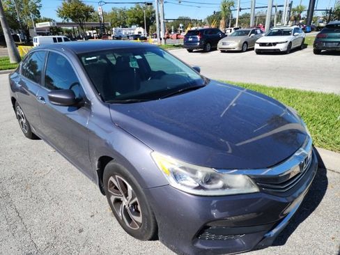 Used 2016 Honda Accord LX image 6