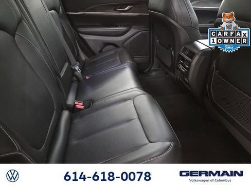Used 2023 Jeep Grand Cherokee Limited AWD/4WD image 21