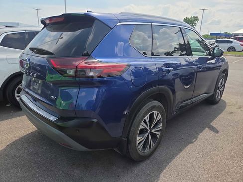 Used 2021 Nissan Rogue SV w/ Premium Package FWD image 5