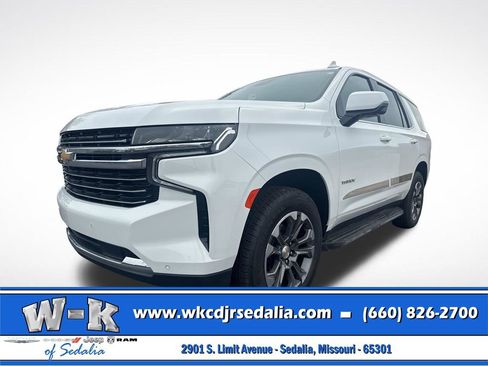 Used 2024 Chevrolet Tahoe LT w/ Luxury Package AWD/4WD image 10