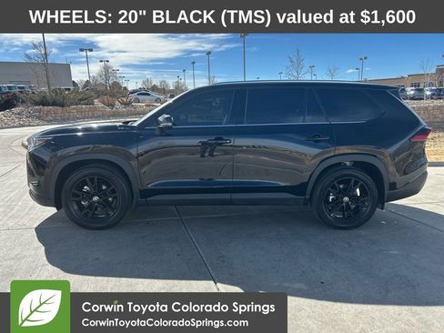 Used 2025 Toyota Grand Highlander AWD image 5