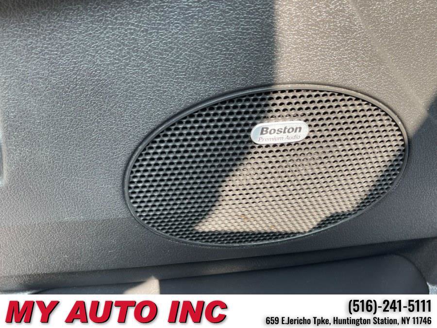 Used 2010 Jeep Grand Cherokee Laredo AWD/4WD image 26