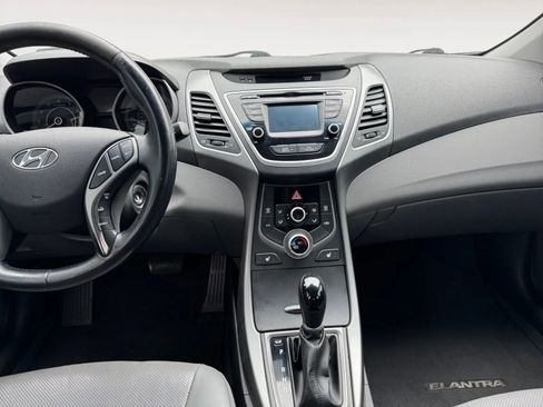 Used 2014 Hyundai Elantra Limited FWD image 11