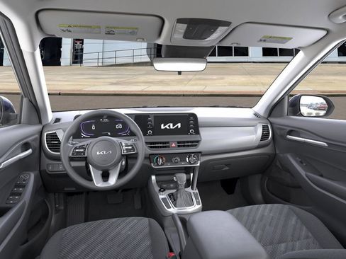 New 2026 Kia Seltos LX image 14