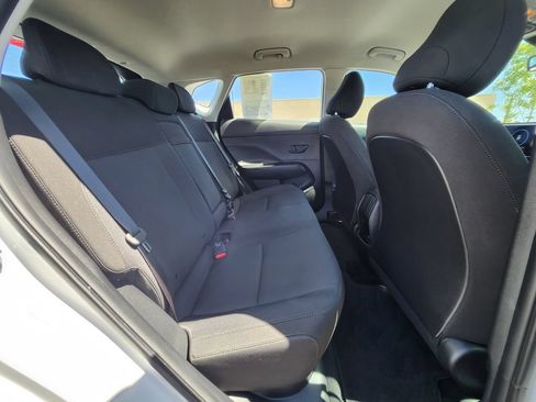 Certified 2025 Hyundai Kona SE FWD image 14